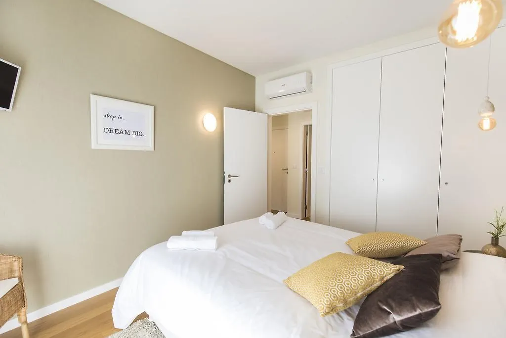 Апартаменты Graca Heartwarming Flat Лиссабон